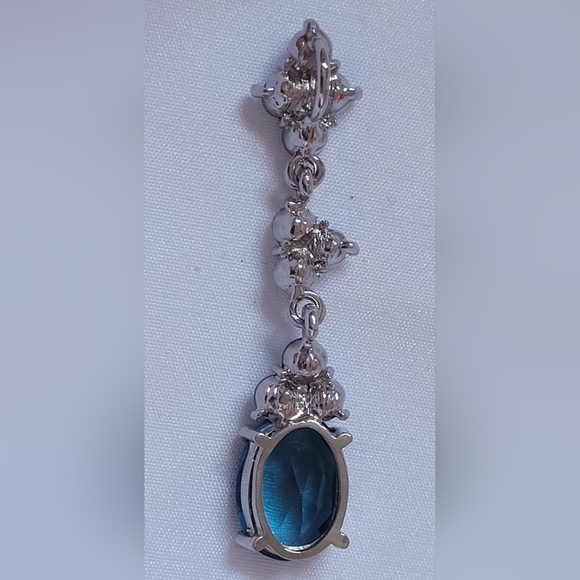 Rhinestone Pendant - Picture 2 of 4